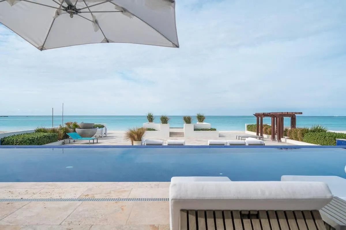 Biminis Beachfront Dream Villa Bayley Town
